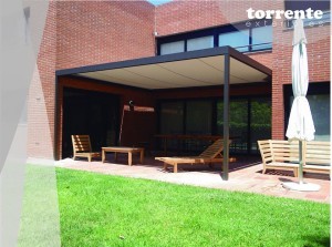 11535861_996648390358837_8165339160607910954_n-300x223